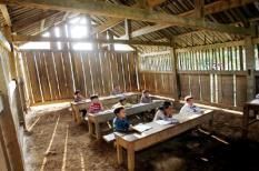 Lớp vùng sâu vùng xa ở Lũng Cà